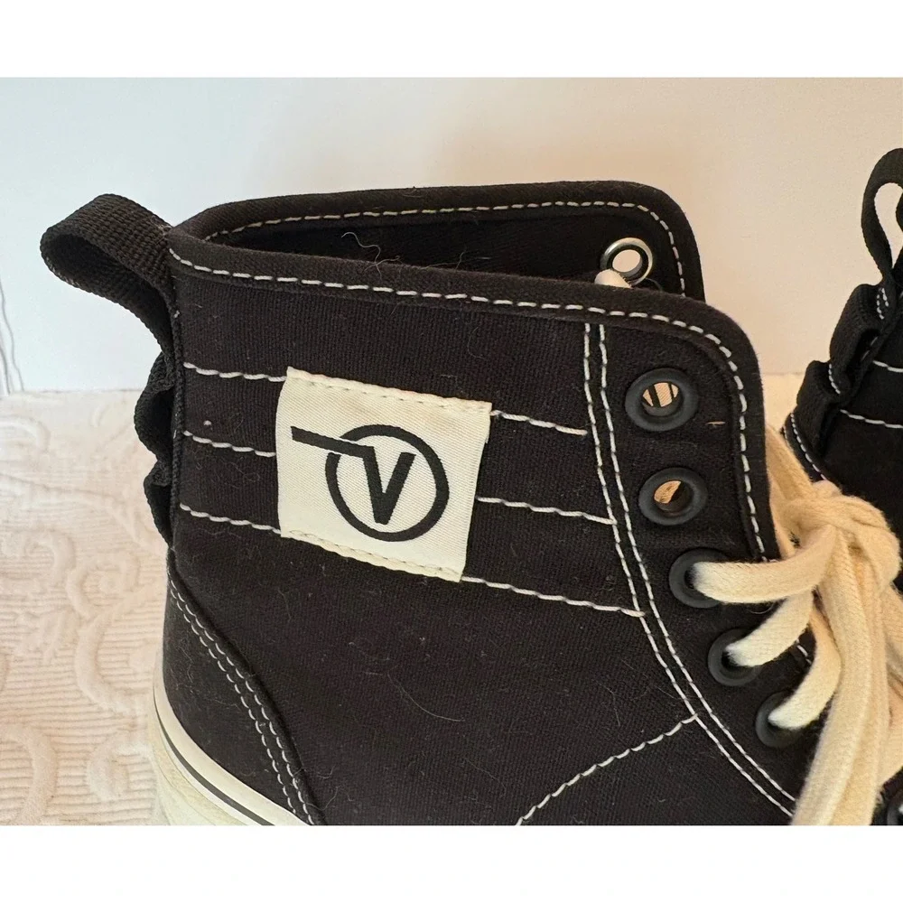 VANS Sentry WC‎ Black Canvas Chunky High Top Sneakers. Men 6, Women 7.5.